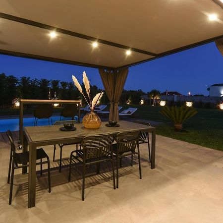 Villa Topaz Zaton  Luaran gambar